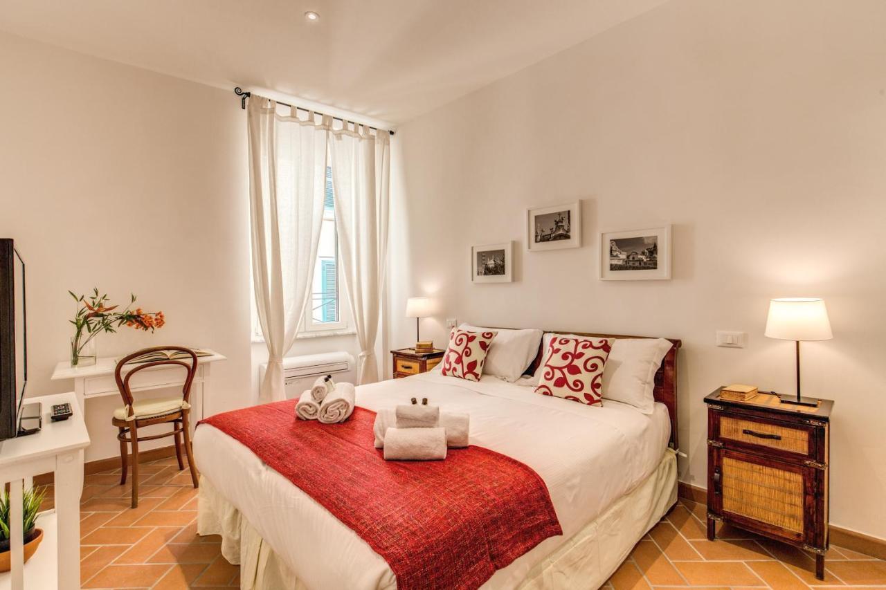 Piccolo Trevi Suites Roma Exterior foto