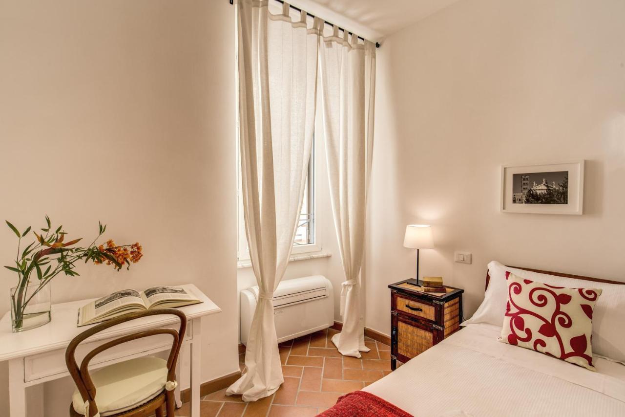 Piccolo Trevi Suites Roma Exterior foto
