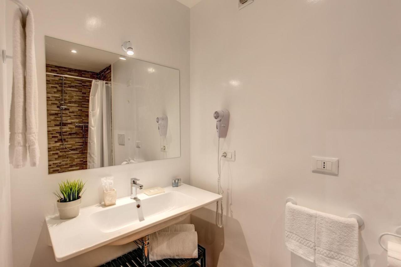 Piccolo Trevi Suites Roma Exterior foto