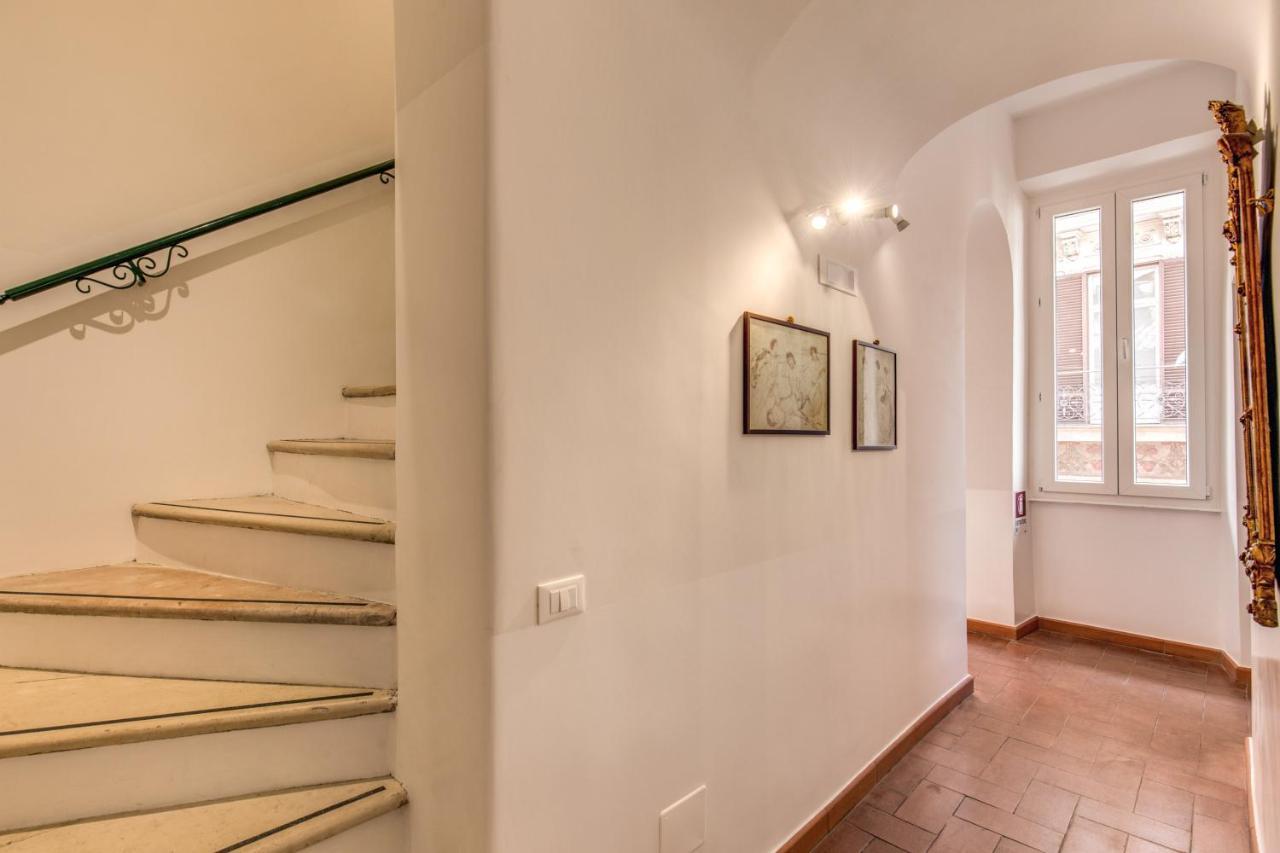 Piccolo Trevi Suites Roma Exterior foto
